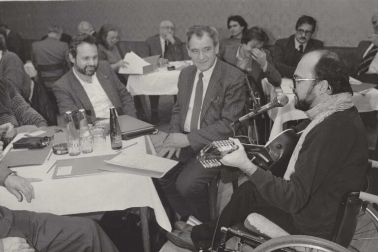 15. Landeskonferenz der KPÖ Niederösterreich am 24. Jänner 1987, von links: Walter Silbermayr, Franz Muhri und Sigi Maron