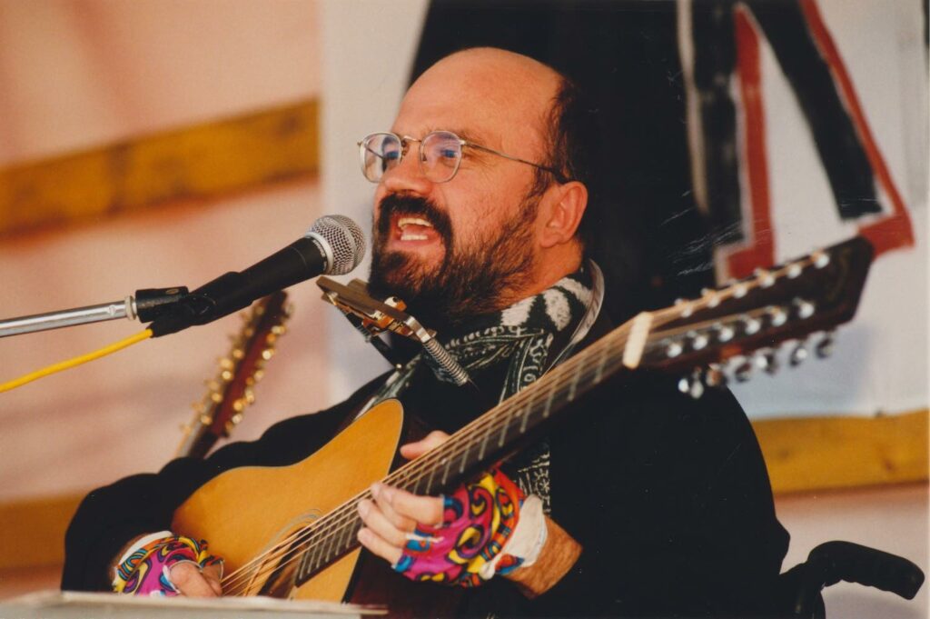 Auftritt von Sigi Maron beim Volksstimmefest der KPÖ 1995.
