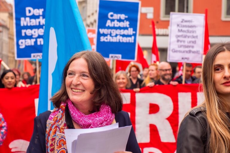 Elke Kahr am 1. Mai 2024 in Graz